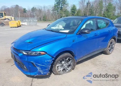 2024 Dodge Hornet R/T Plus Eawd из США, поврежденный, VIN ZACPDFDW8R3A18734